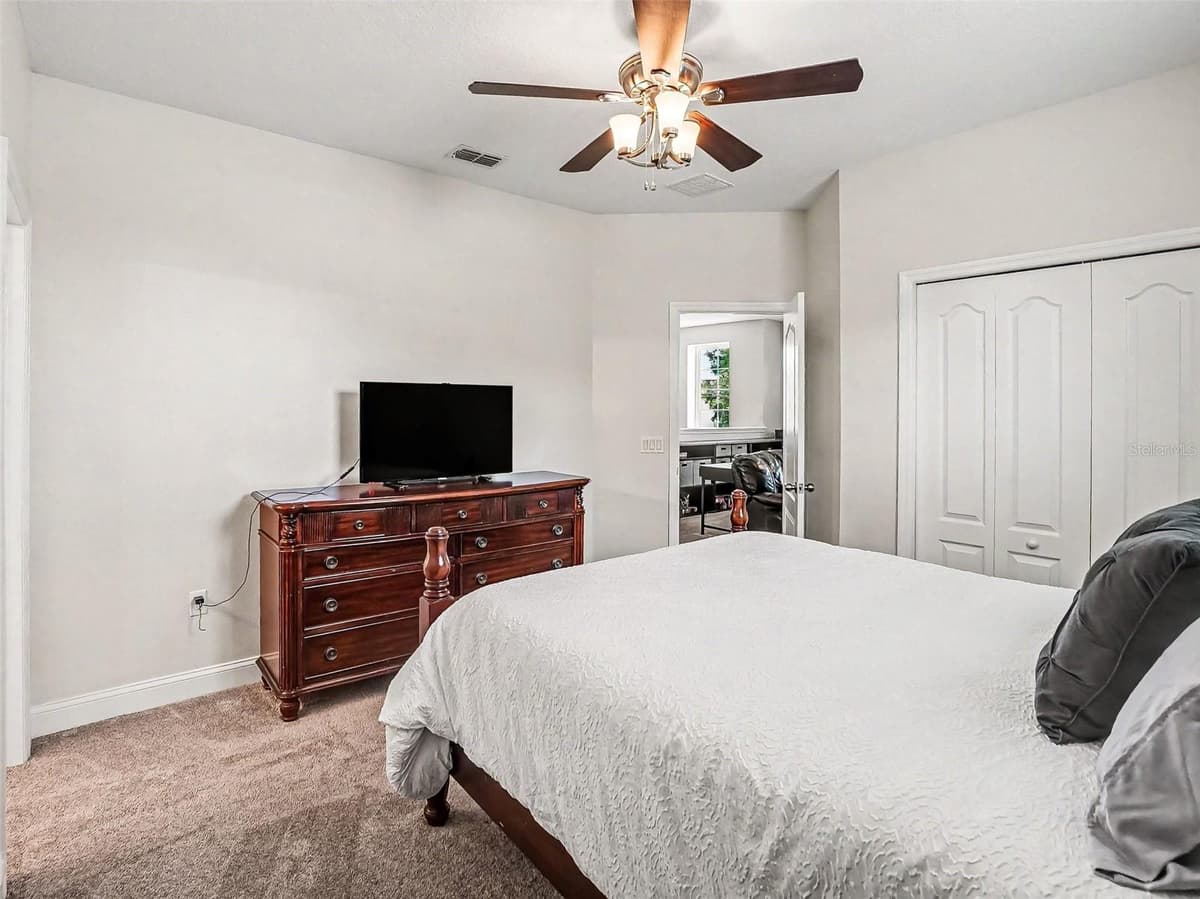 551 SKY TOP DRIVE — photo 20 of 42