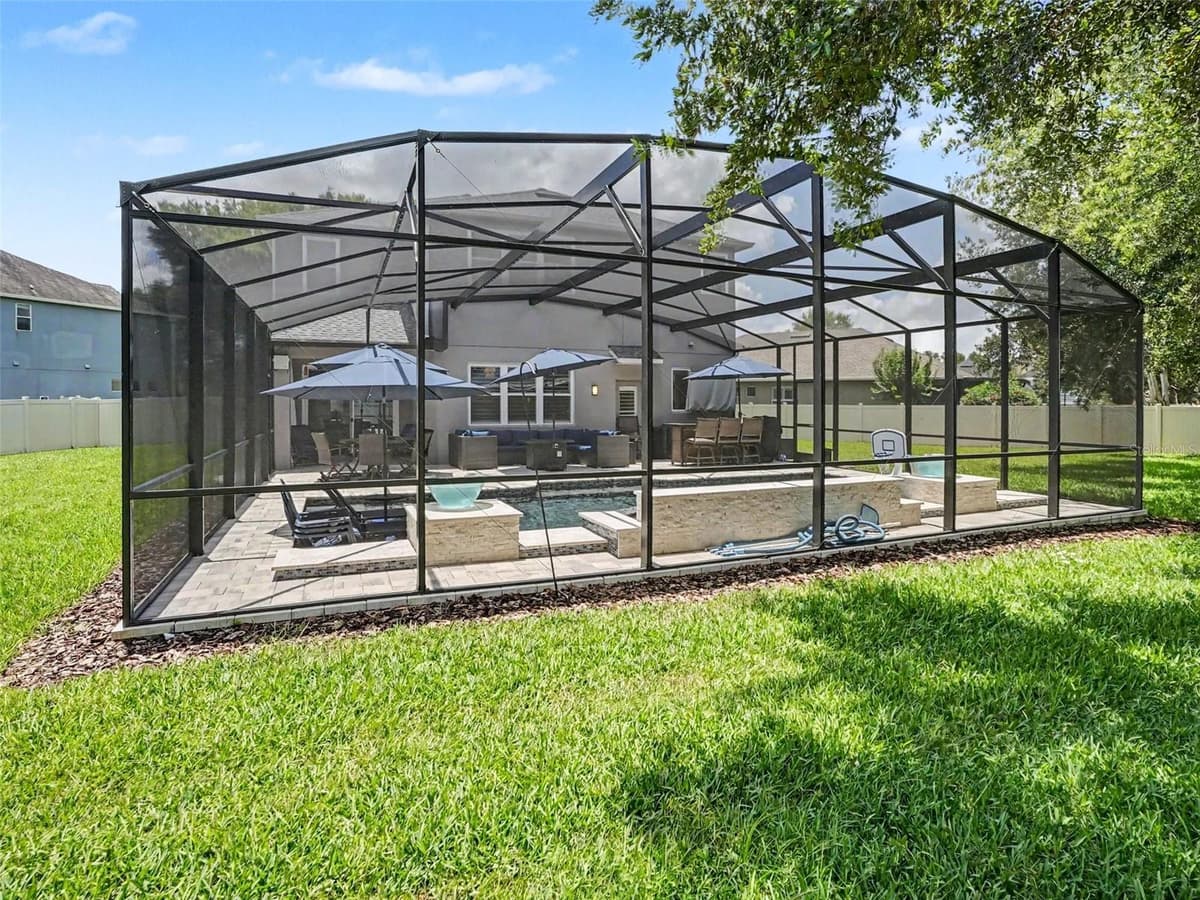 551 SKY TOP DRIVE — photo 34 of 42