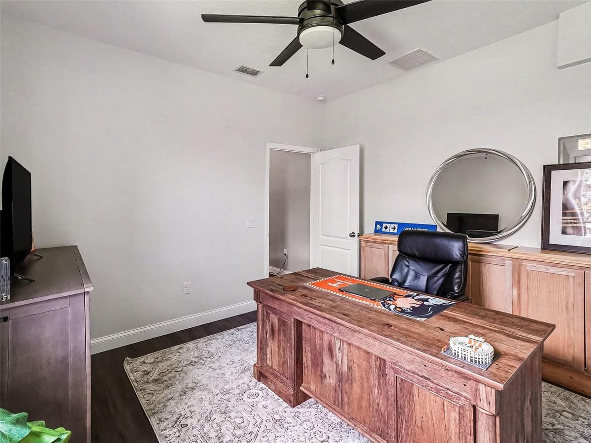 551 SKY TOP DRIVE — photo 14 of 42