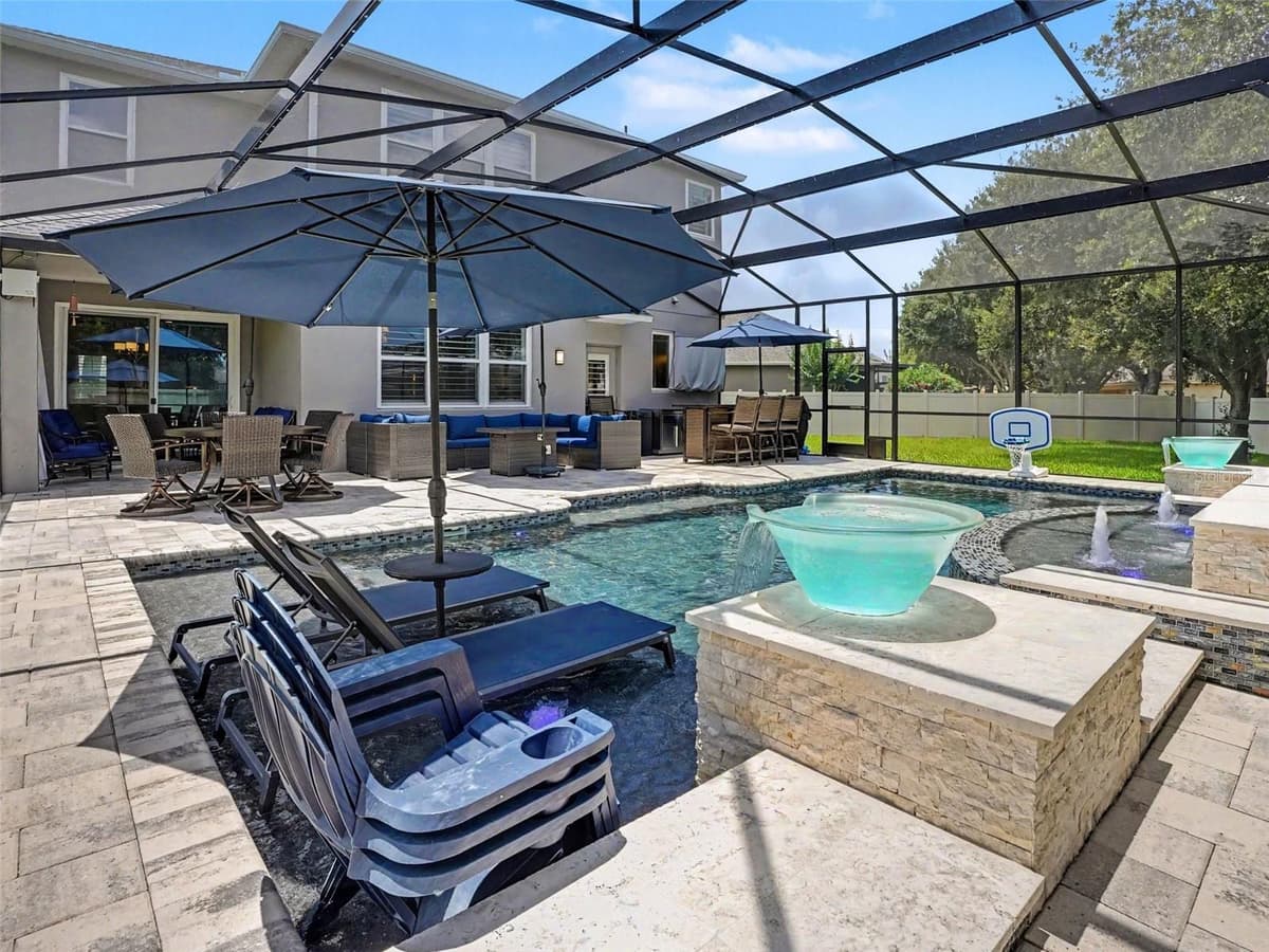 551 SKY TOP DRIVE — photo 31 of 42