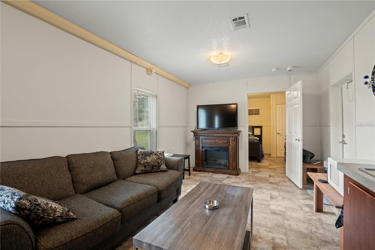 37952 CRYSTAL WAY — photo 21 of 24
