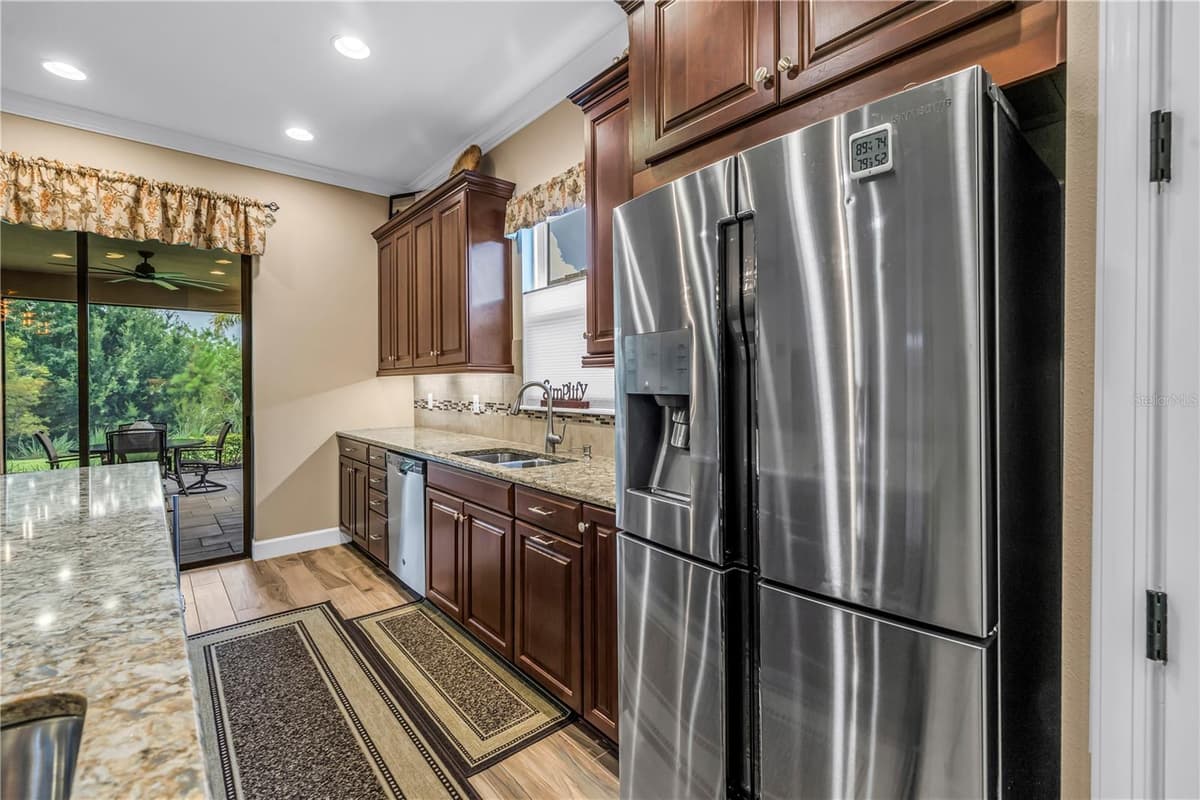 9912 BATCHELDER TERRACE — photo 10 of 60