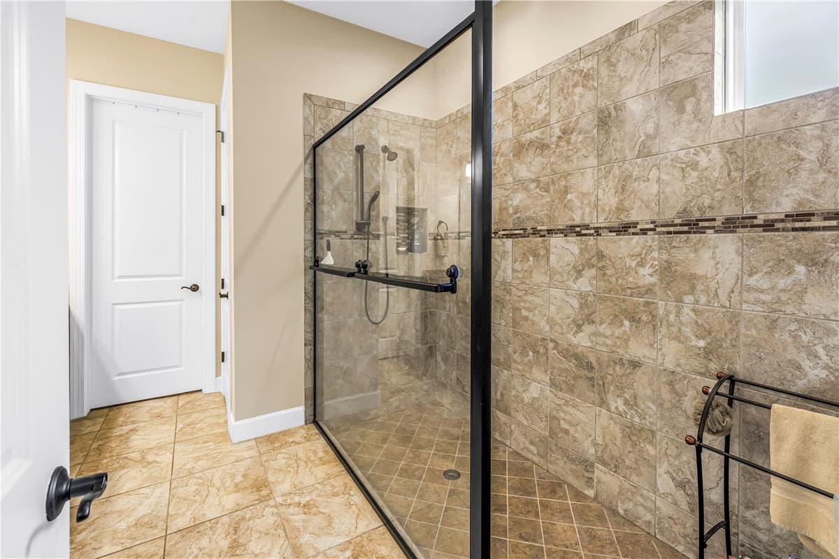 9912 BATCHELDER TERRACE — photo 23 of 60