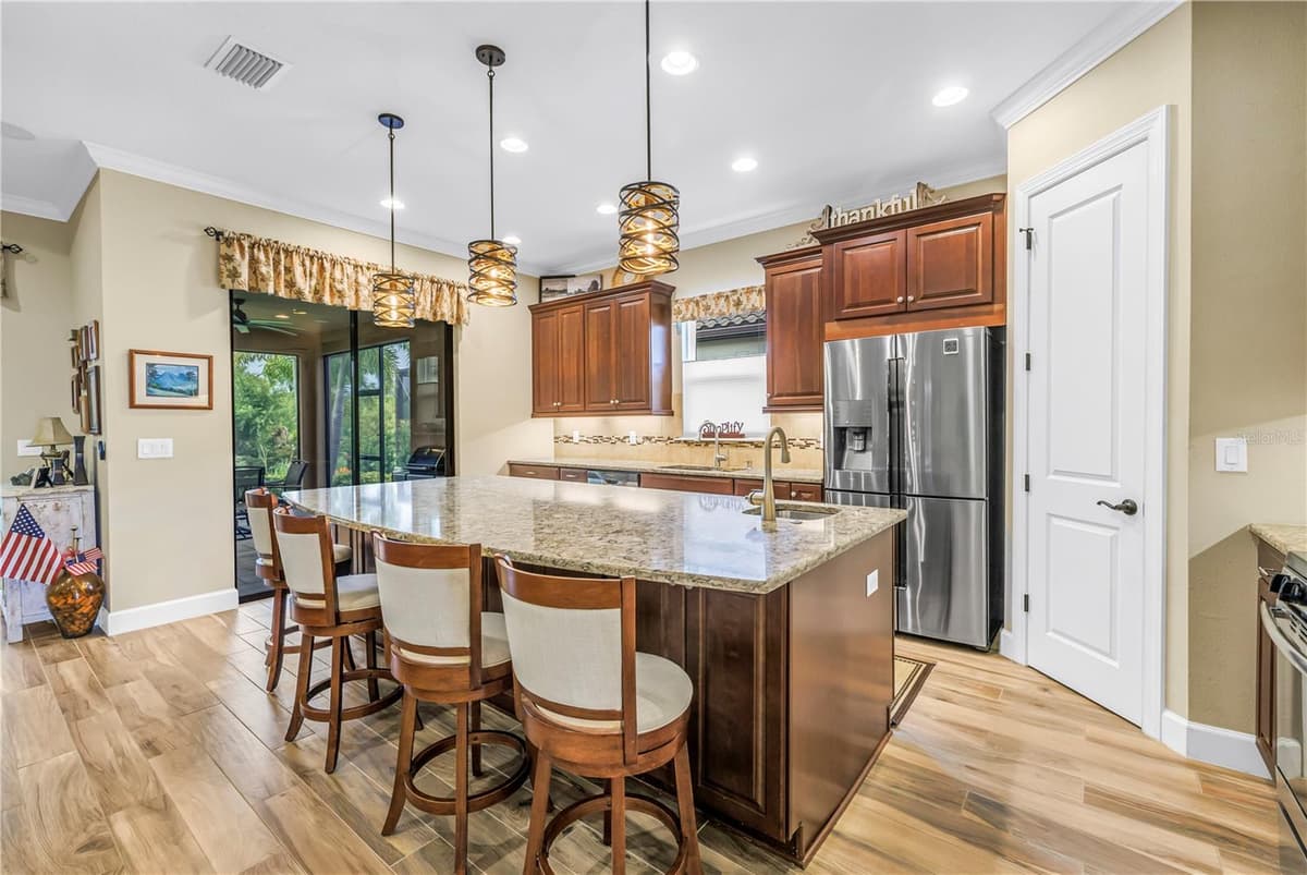 9912 BATCHELDER TERRACE — photo 7 of 60
