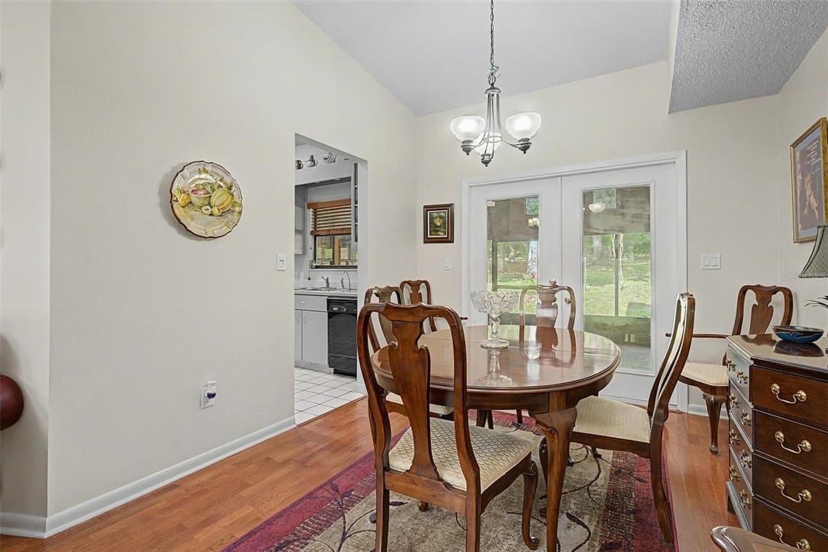 24075 WINDING CREEK DRIVE — photo 12 of 50