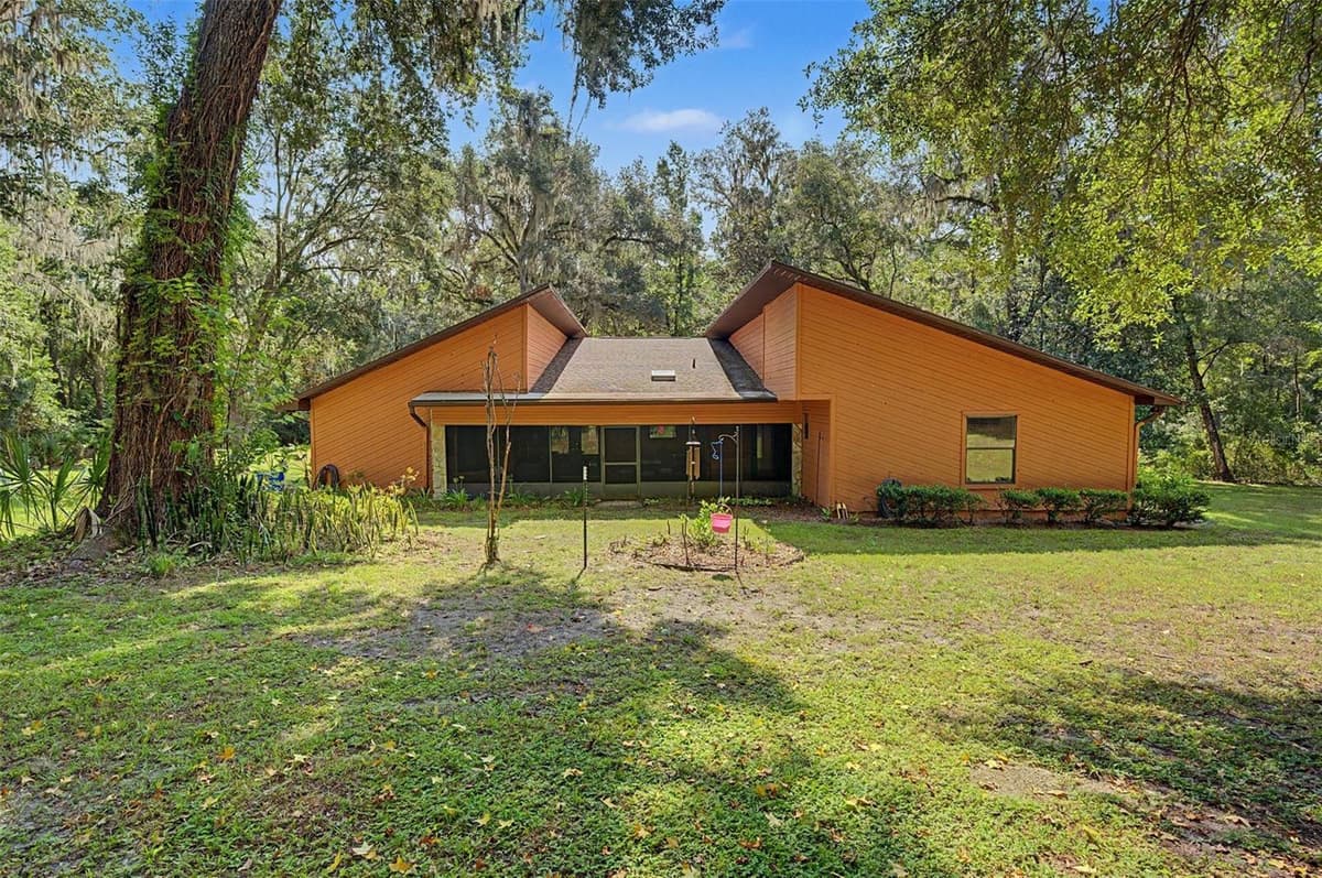 24075 WINDING CREEK DRIVE — photo 4 of 50