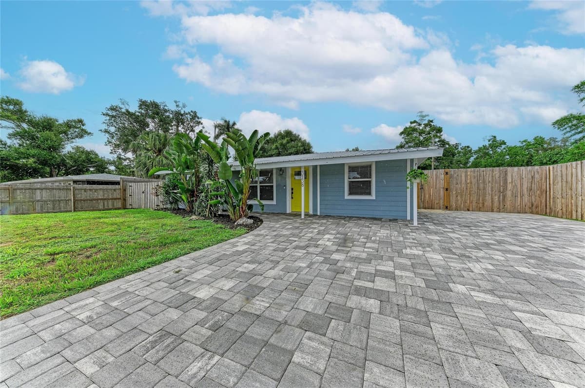 3138 WILLIAMSBURG STREET — photo 1 of 68