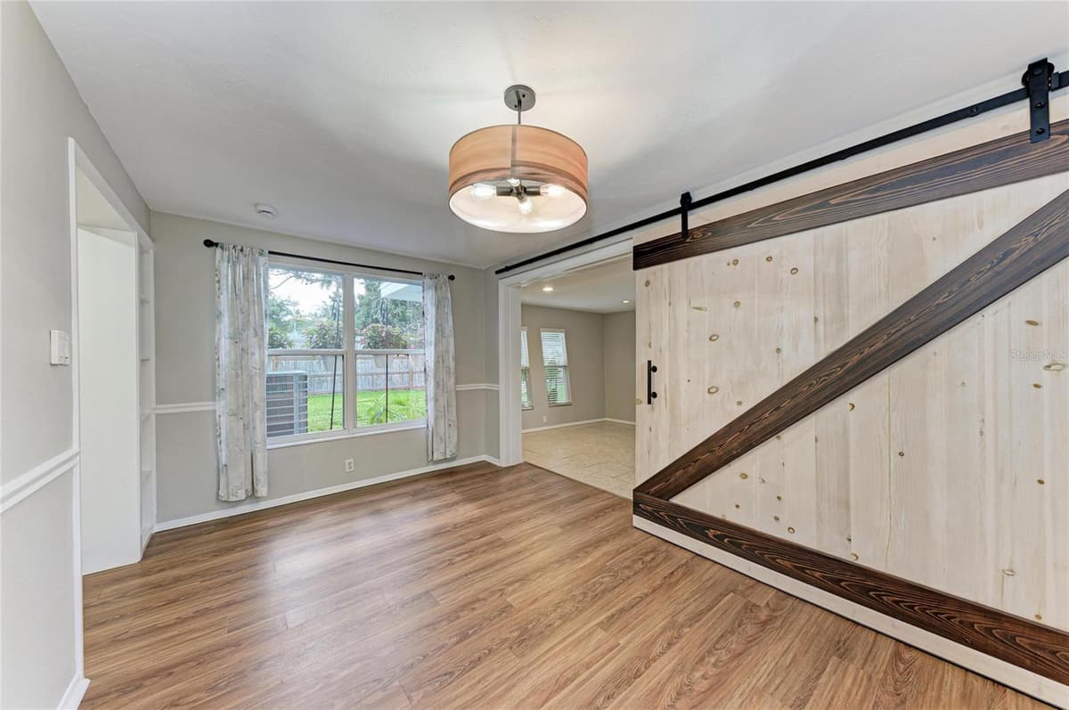 3138 WILLIAMSBURG STREET — photo 20 of 68