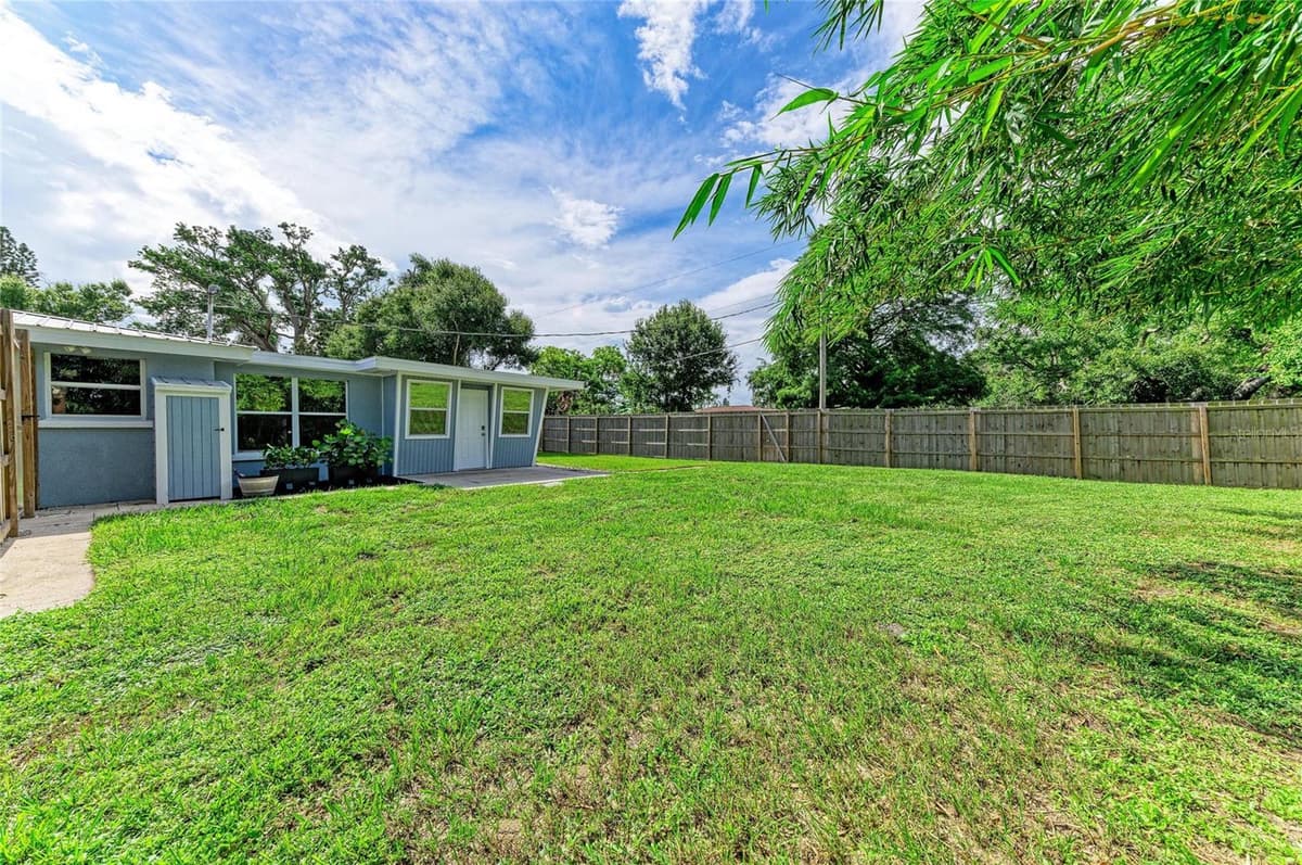3138 WILLIAMSBURG STREET — photo 41 of 68