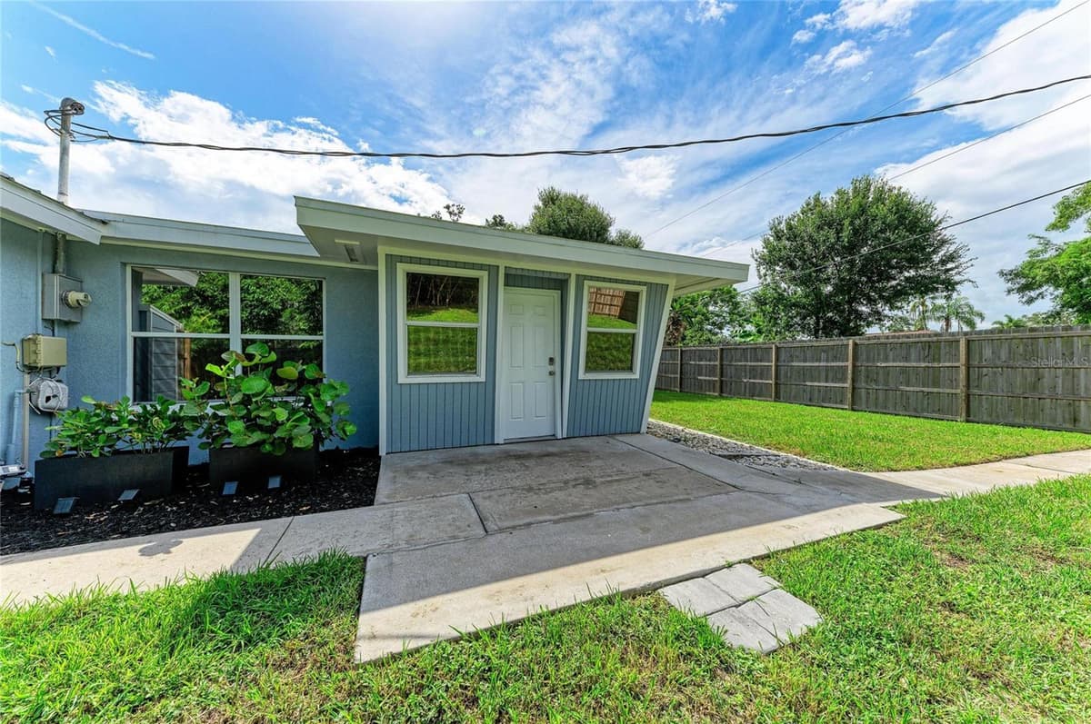 3138 WILLIAMSBURG STREET — photo 42 of 68