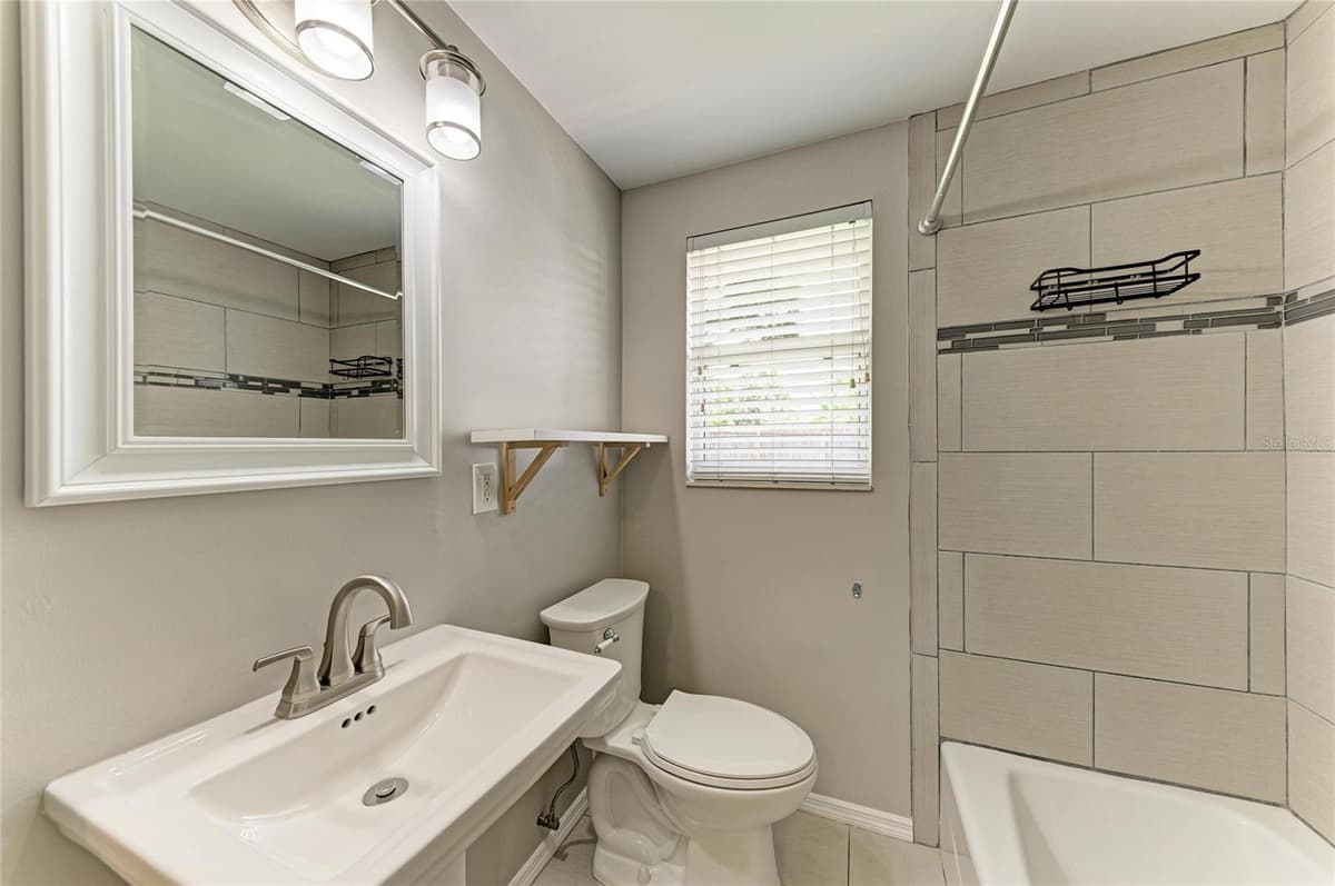 3138 WILLIAMSBURG STREET — photo 27 of 68
