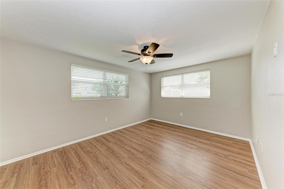 3138 WILLIAMSBURG STREET — photo 21 of 68