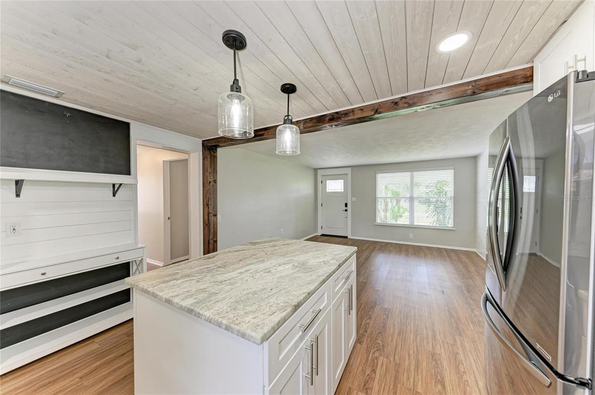 3138 WILLIAMSBURG STREET — photo 17 of 68
