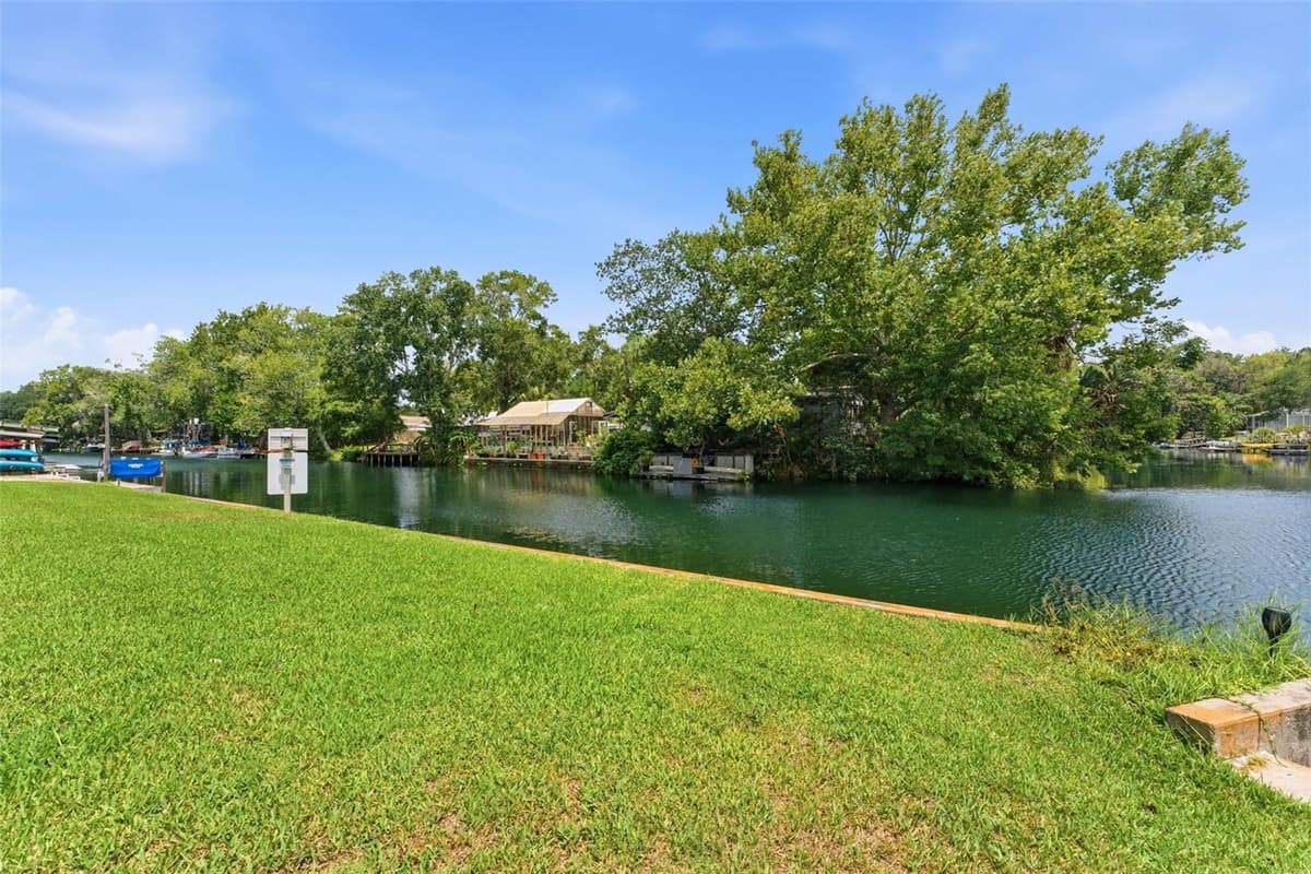 6355 SEBRING STREET — photo 5 of 65