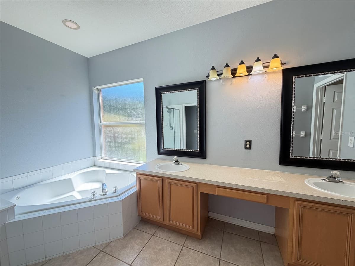 706 STRIHAL LOOP — photo 14 of 28