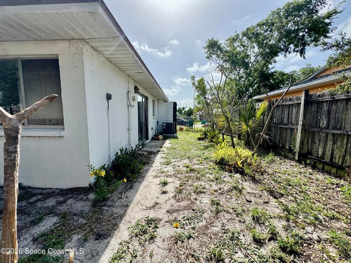 125 ROSILAND COURT — photo 17 of 20