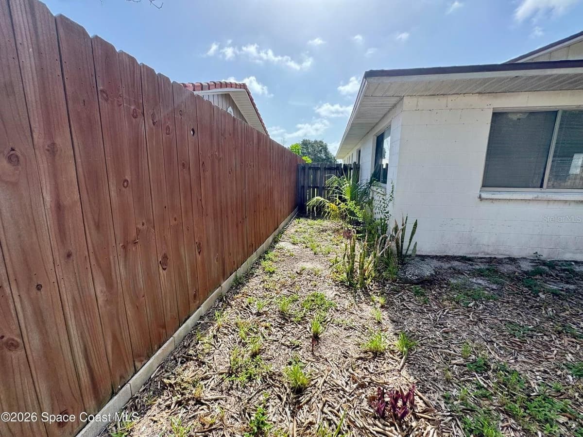 125 ROSILAND COURT — photo 18 of 20