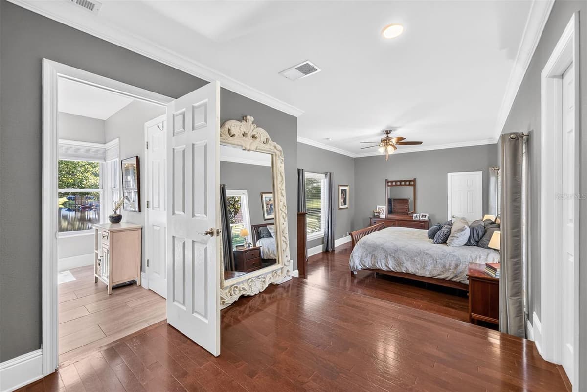 12085 SANDY SHORES DRIVE — photo 21 of 48