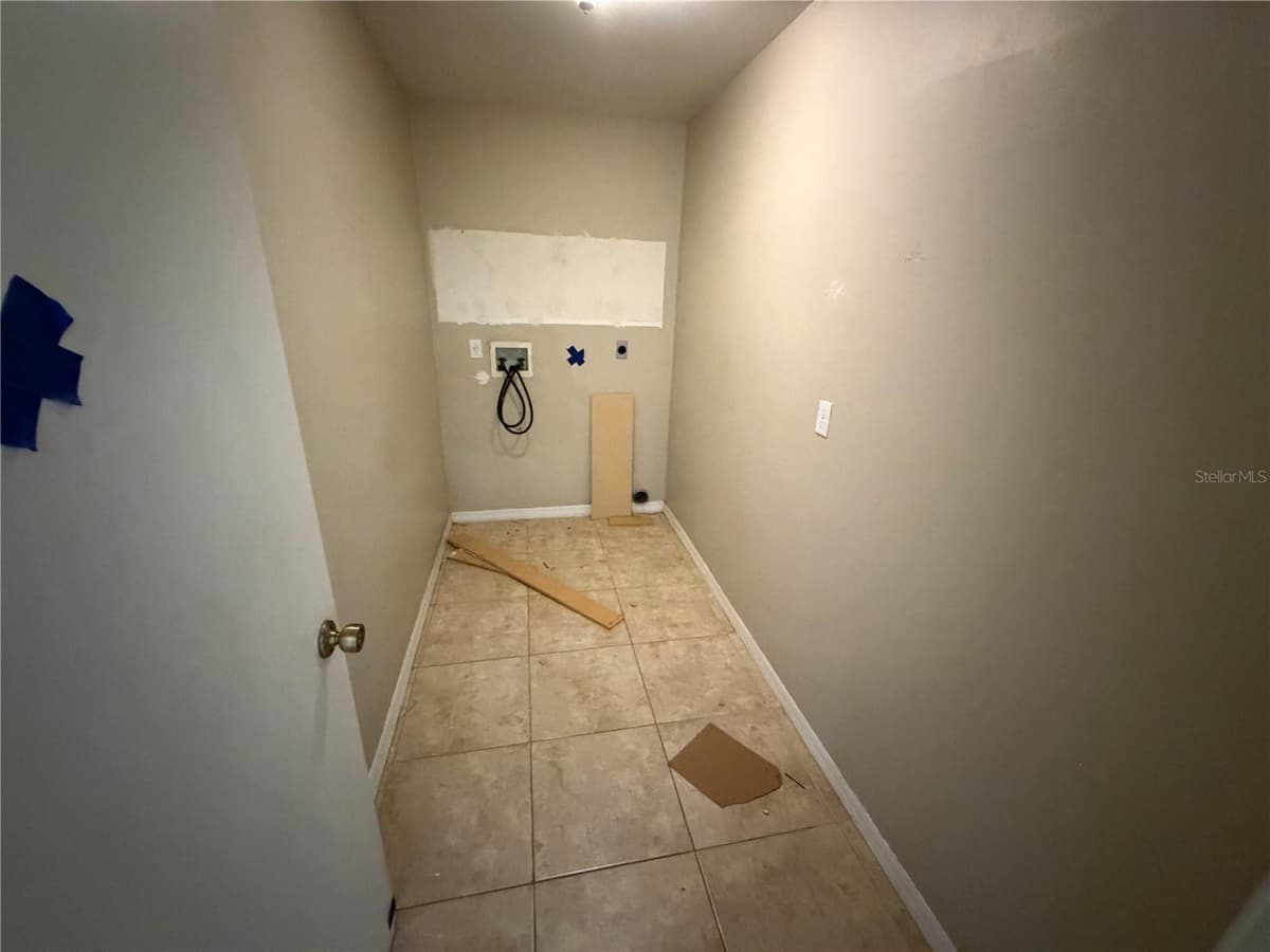 808 7TH TERRACE — photo 15 of 54