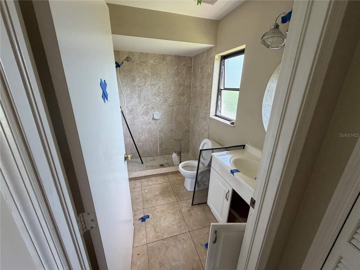 808 7TH TERRACE — photo 21 of 54