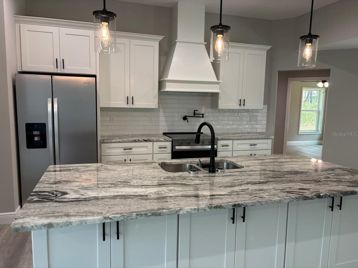4844 MAVERICK COURT — photo 15 of 51