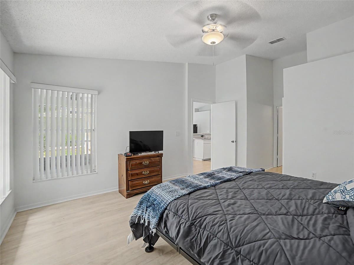 2005 GARDENIA LANDINGS LANE — photo 14 of 27