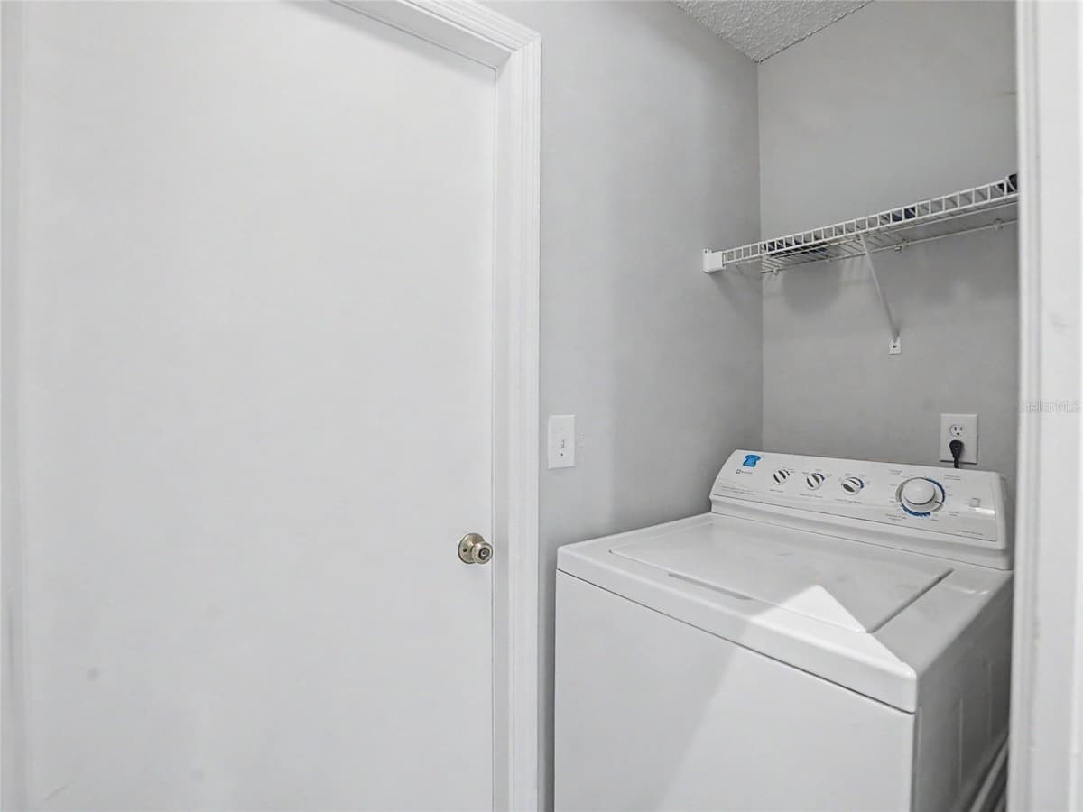 2005 GARDENIA LANDINGS LANE — photo 18 of 27