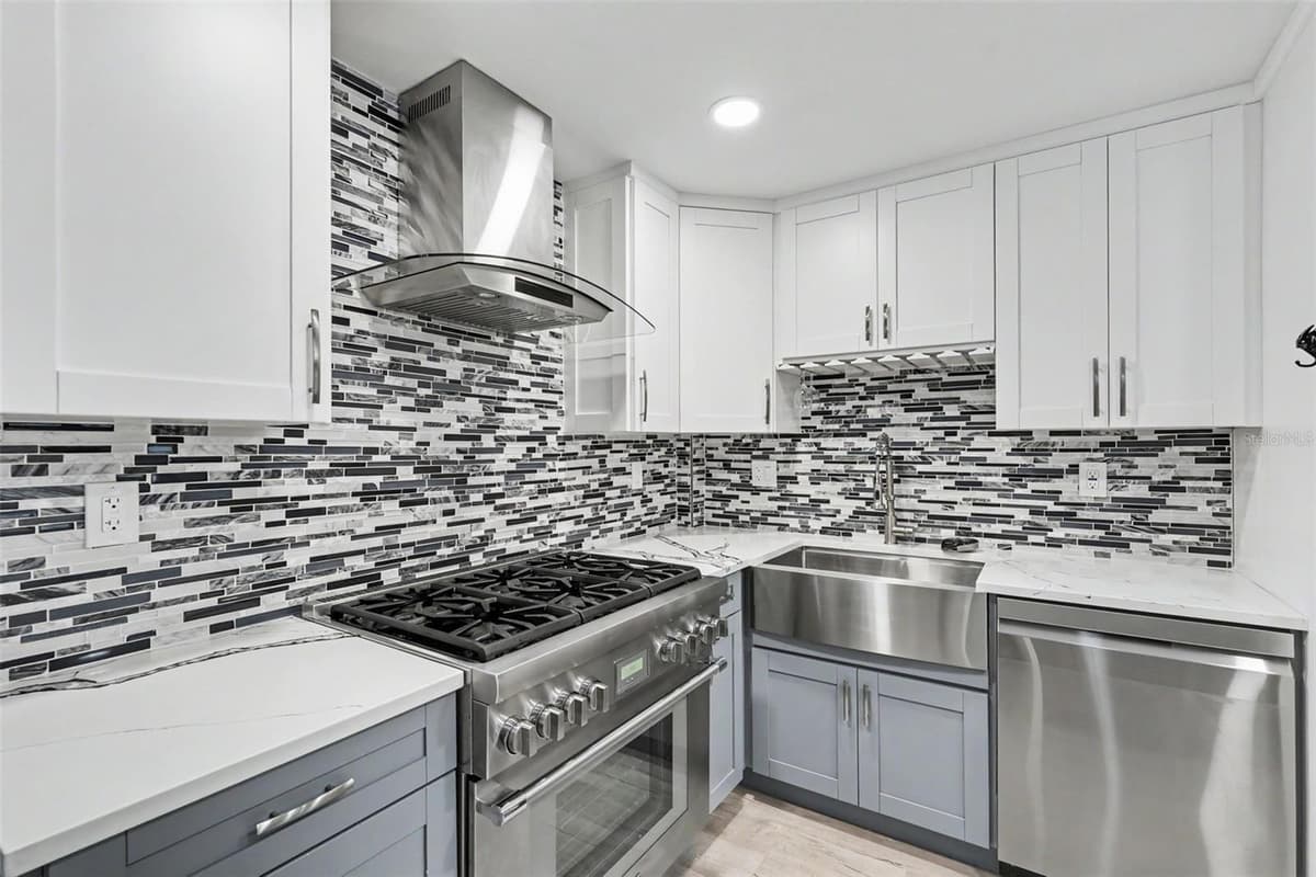 1340 WILLIAMS DRIVE — photo 12 of 43