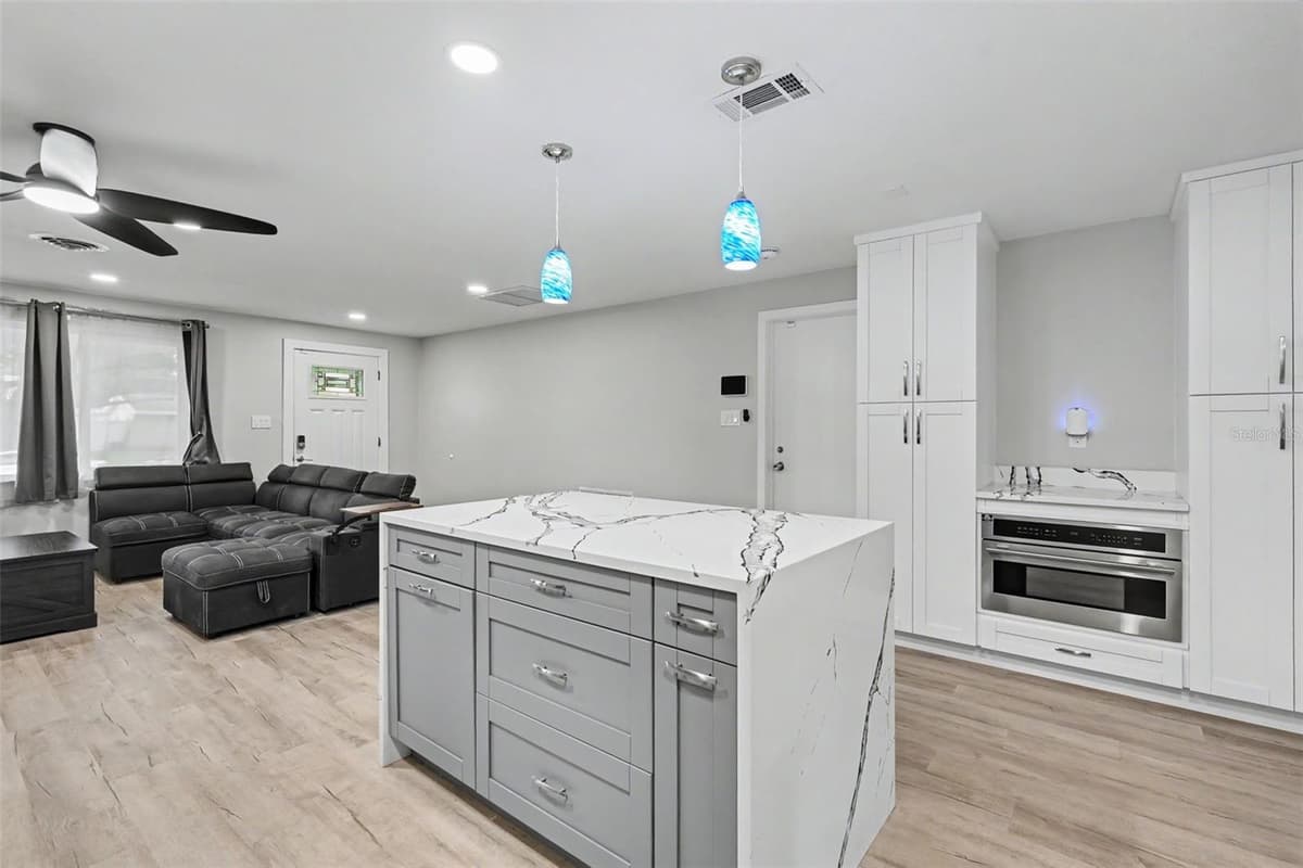 1340 WILLIAMS DRIVE — photo 16 of 43