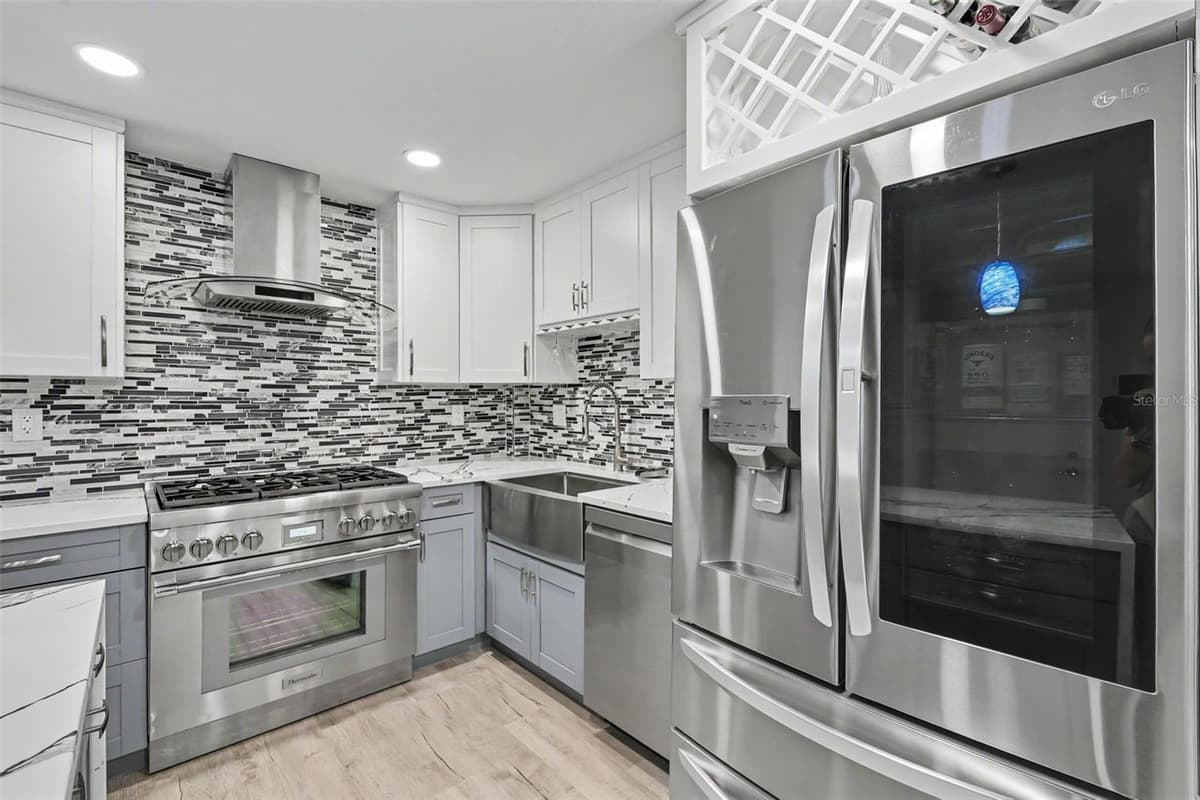 1340 WILLIAMS DRIVE — photo 11 of 43