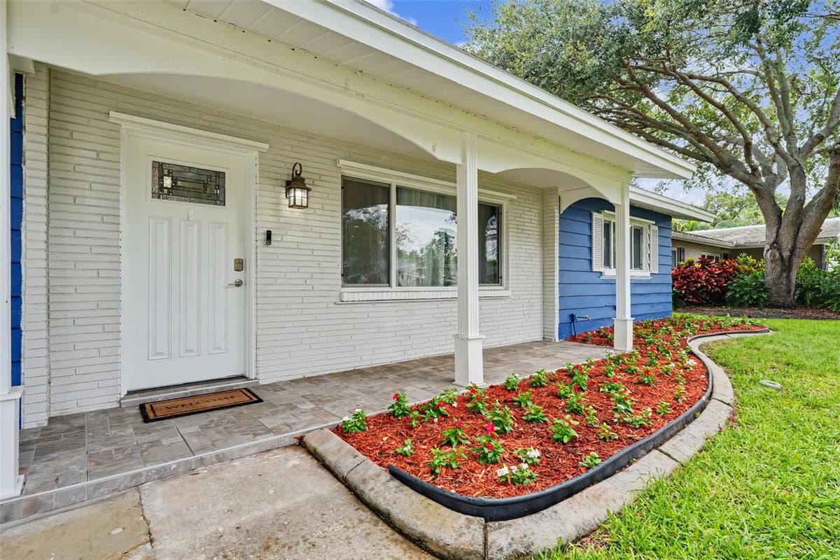 1340 WILLIAMS DRIVE — photo 4 of 43