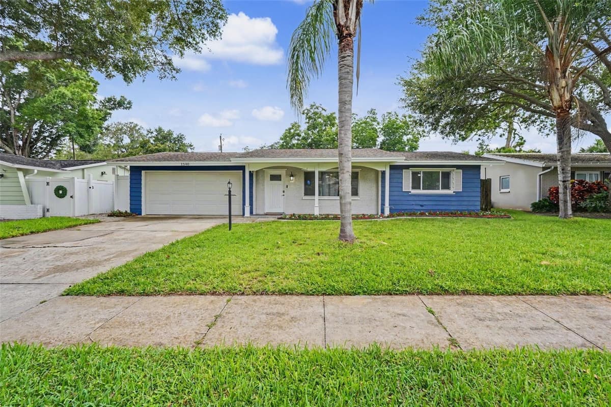 1340 WILLIAMS DRIVE — photo 1 of 43