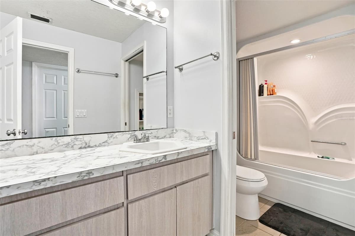 5285 HILLS POINT — photo 32 of 55