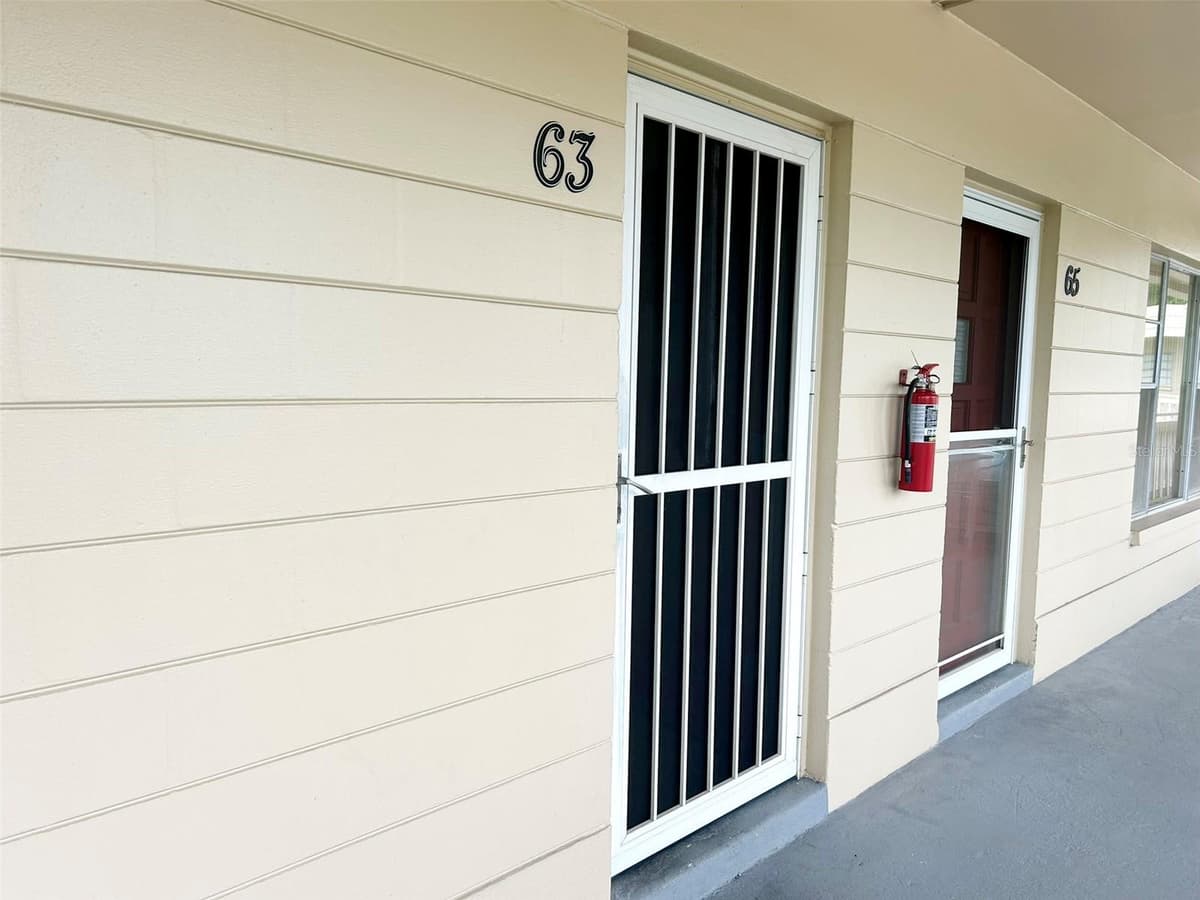 2331 FINLANDIA LANE — photo 4 of 33