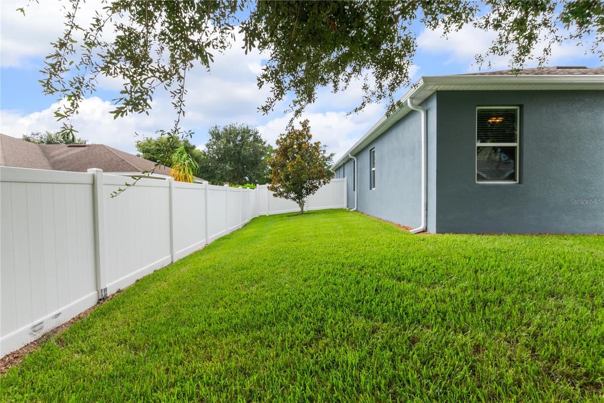 433 AMETHYST AVENUE — photo 63 of 77