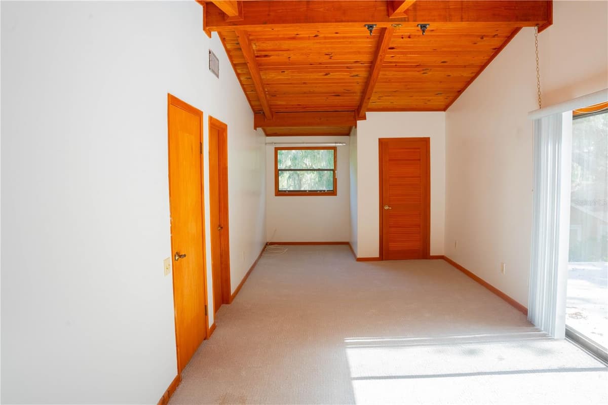 122 COWPEN LANE — photo 38 of 58