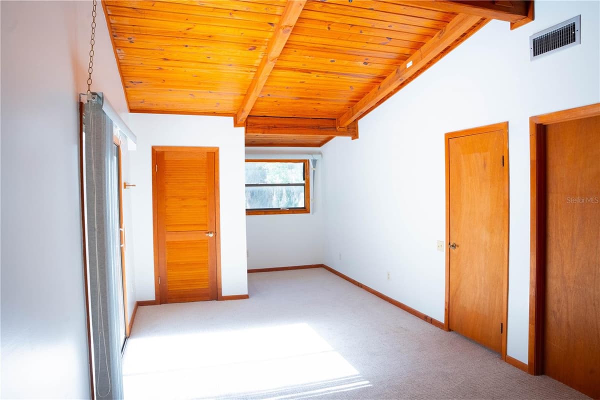 122 COWPEN LANE — photo 40 of 58