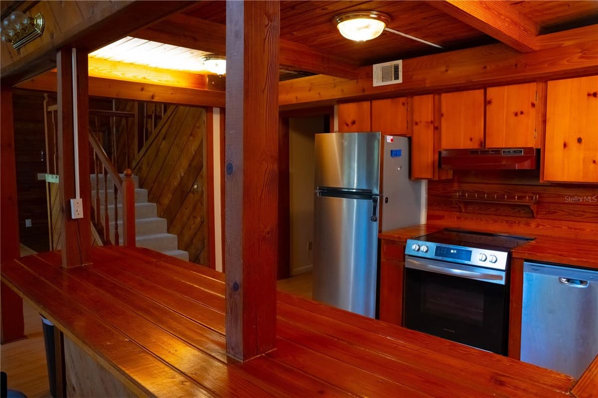 122 COWPEN LANE — photo 45 of 58