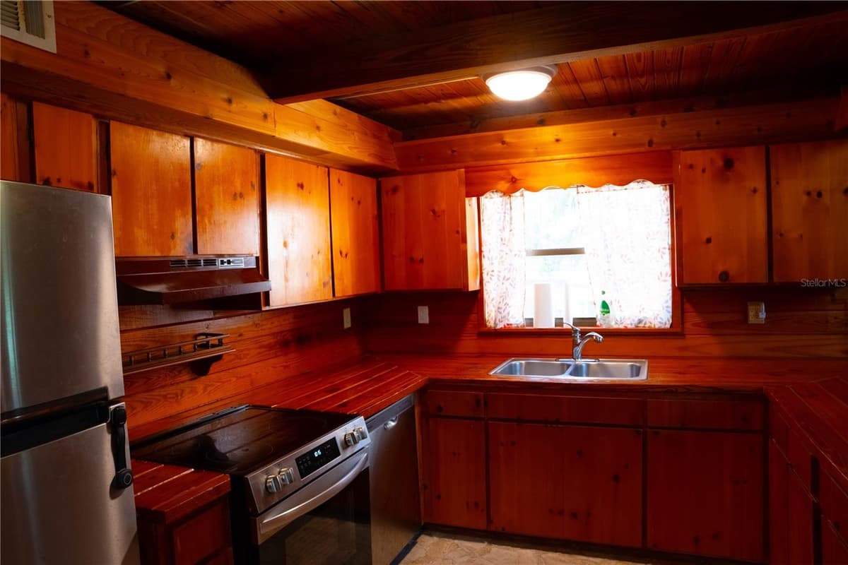 122 COWPEN LANE — photo 43 of 58