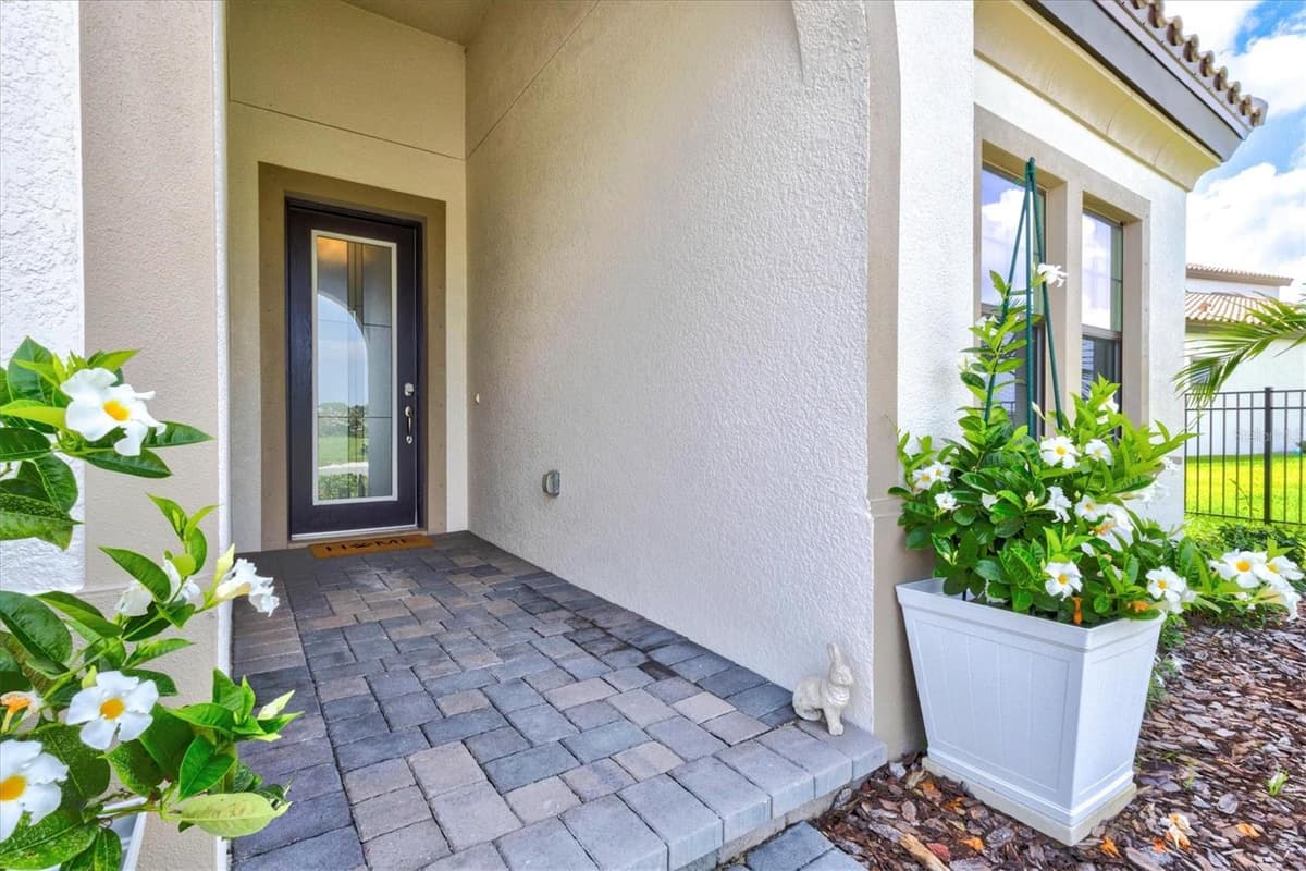 8818 EASTWYCK DRIVE — photo 17 of 100
