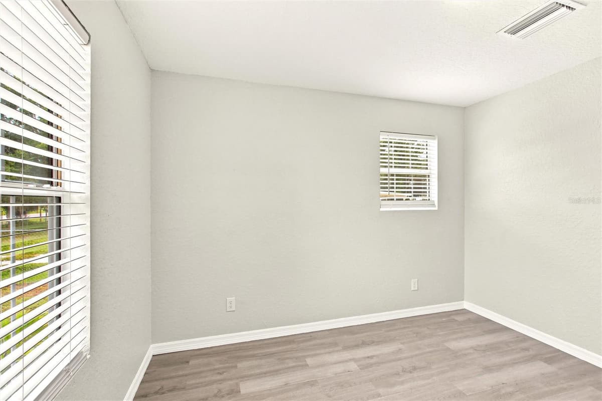 2419 HILLSBOROUGH AVENUE — photo 20 of 37