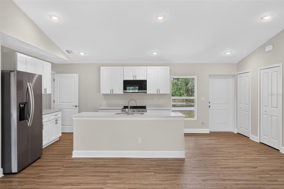 23477 BRANCH AVENUE — photo 5 of 22