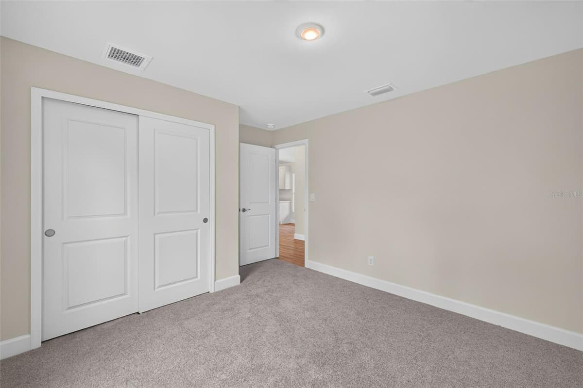 23477 BRANCH AVENUE — photo 16 of 22