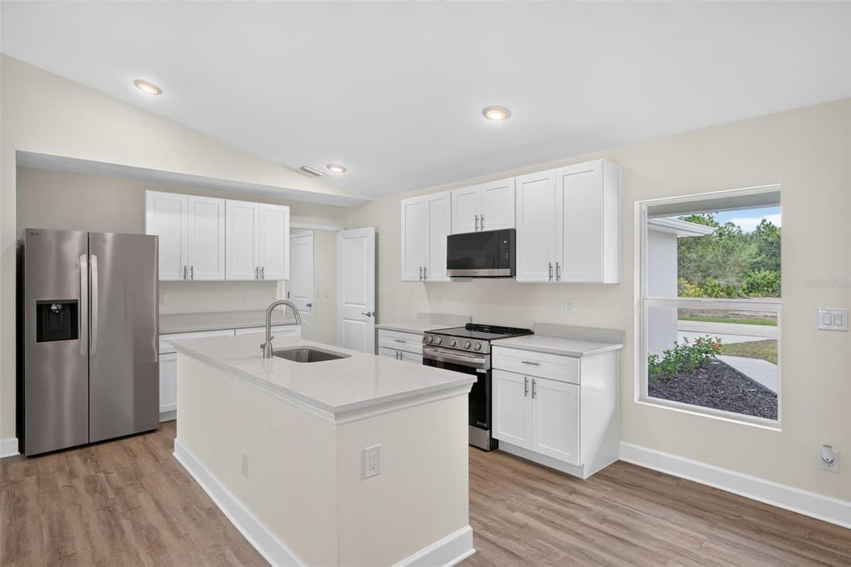 23477 BRANCH AVENUE — photo 7 of 22