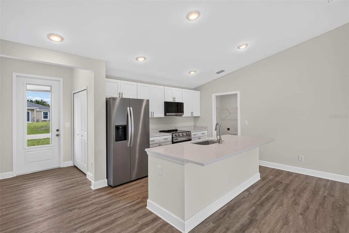 147 FLANDERS STREET — photo 6 of 26
