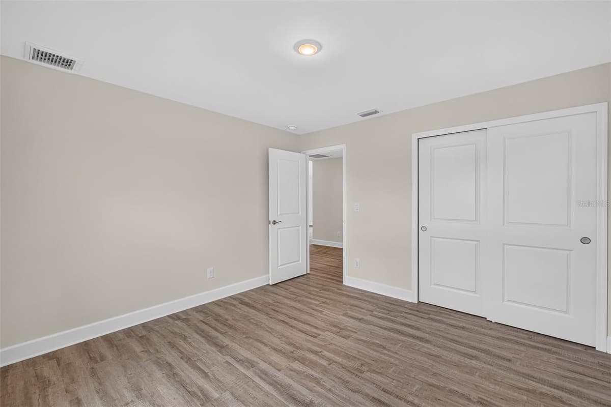 147 FLANDERS STREET — photo 14 of 26