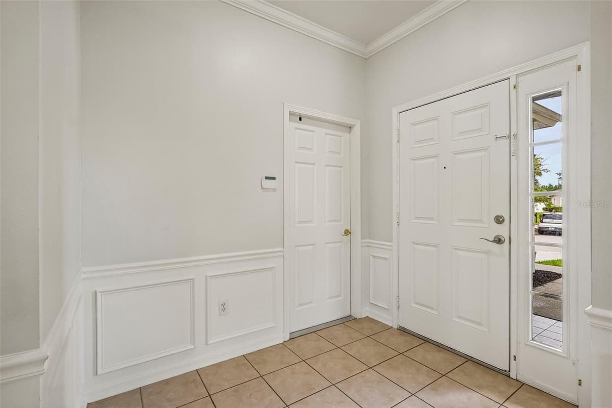 2510 BUTTERFLY LANDING DRIVE — photo 5 of 28