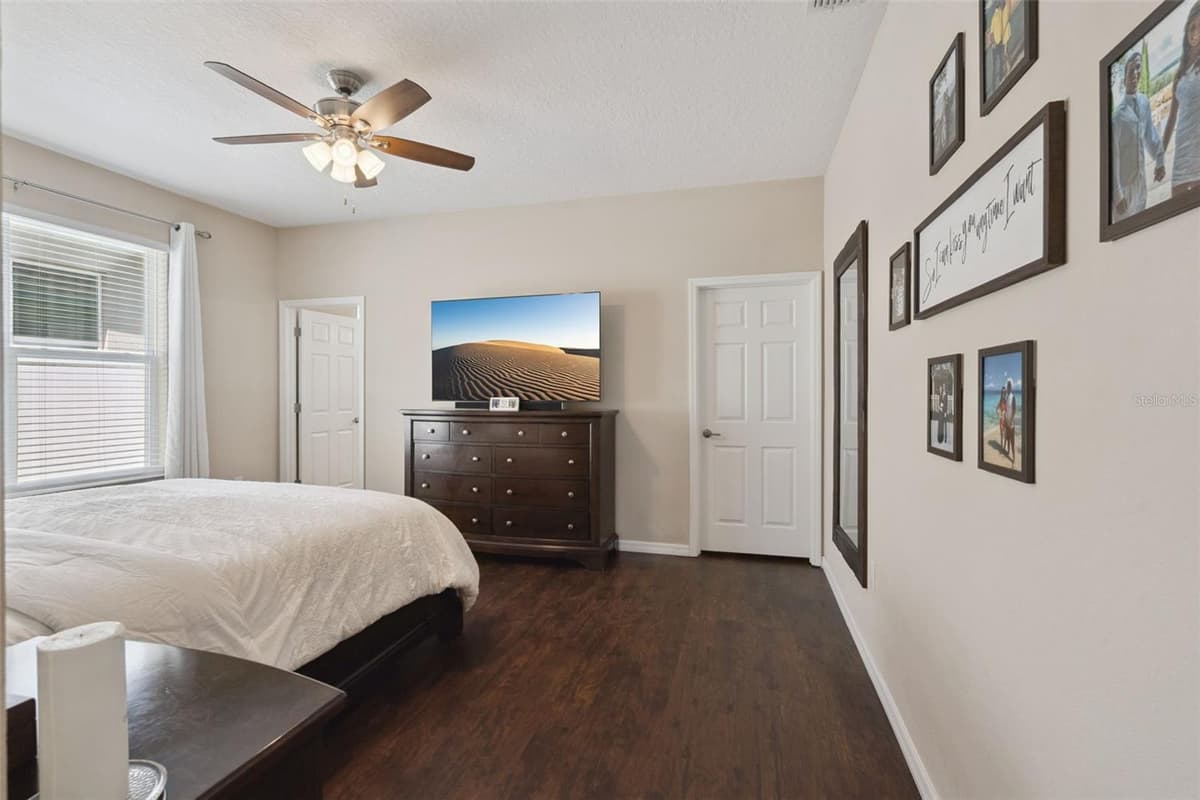 253 SPARROW HAWK DRIVE — photo 20 of 34