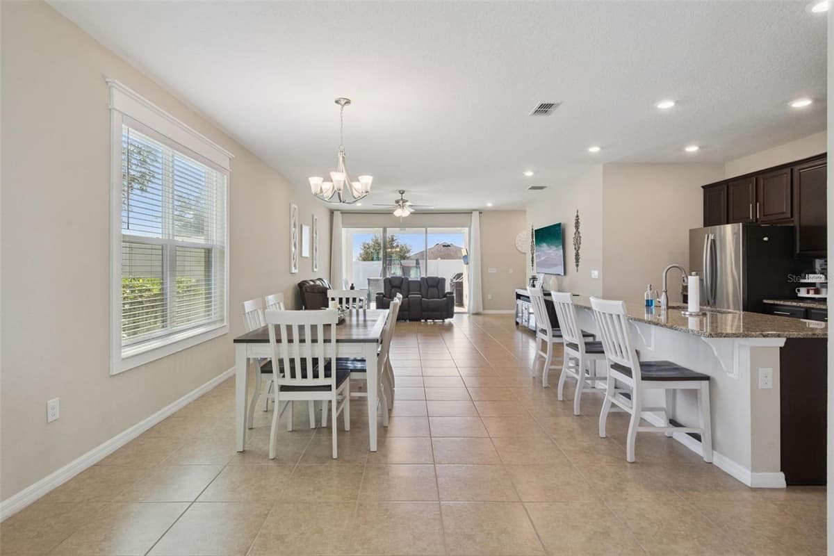 253 SPARROW HAWK DRIVE — photo 6 of 34