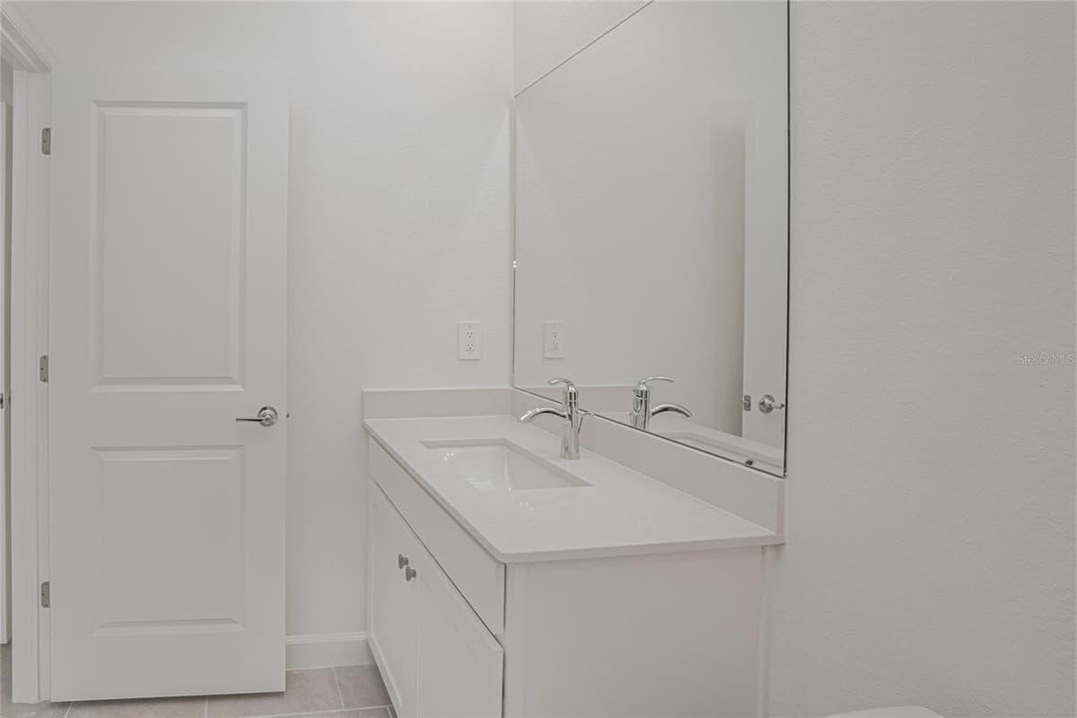 13314 GRASSMERE COURT — photo 37 of 57